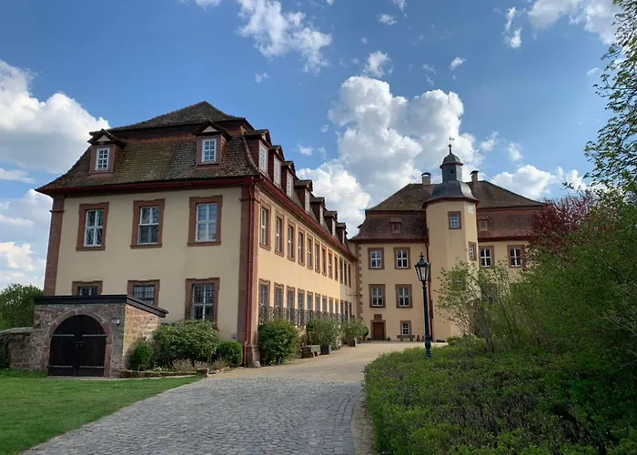 Apartamento Luxurioese Design Am Barockschloss 150 M2 Zeitlofs